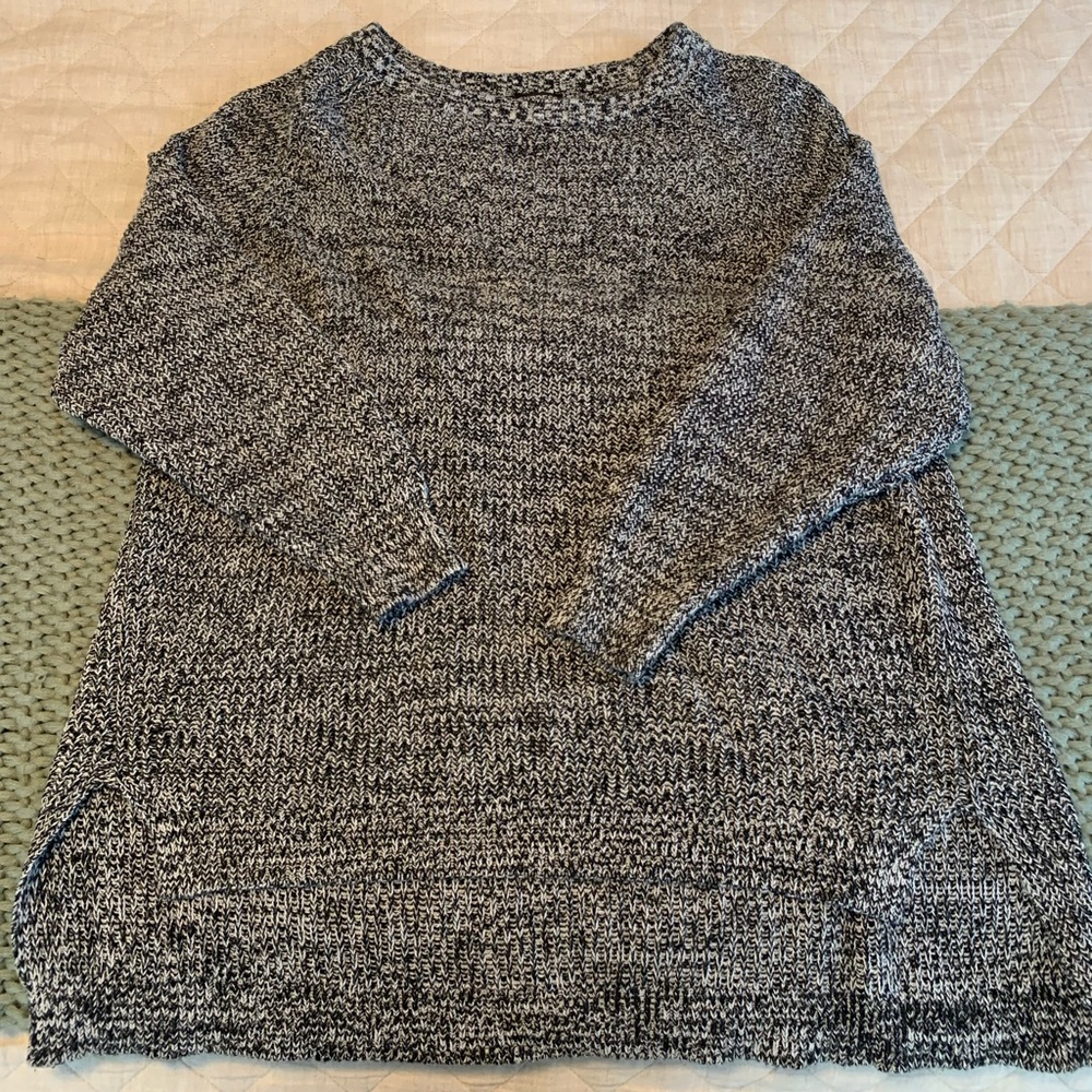 Ribbed crew oversized sweater